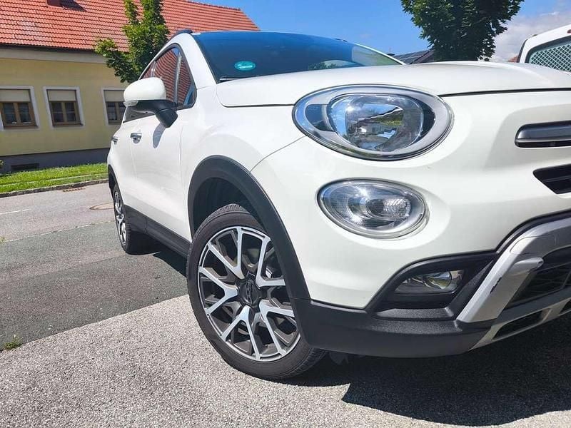 Weiß Gebraucht 2017 Fiat Sedici Cross SUV | € 8.490 (Fairer Preis) - Bild 1/4
