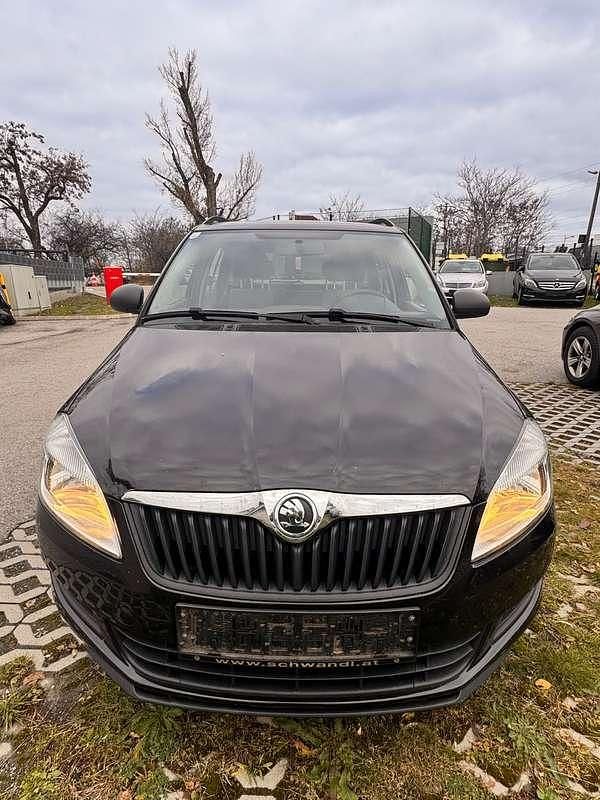 Gebraucht Skoda Fabia Active 69 PS (50 kW) 2014 Schwarz Kombi
