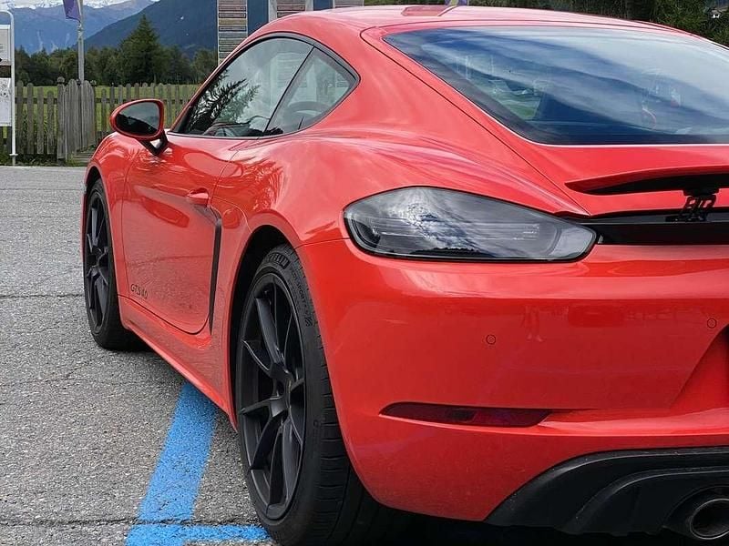 Gebraucht Porsche 718 400 PS (294 kW) 2021 Orange Coupé