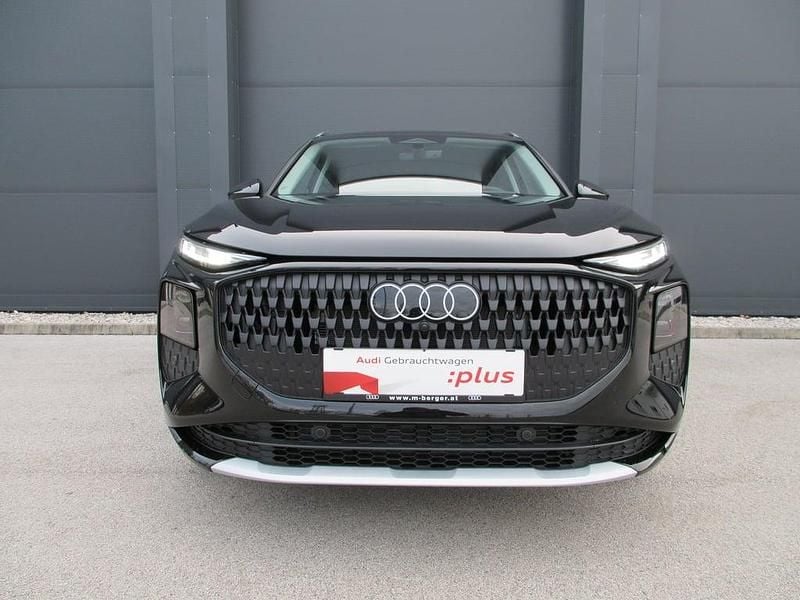 Gebraucht Audi Q3 150 PS (110 kW) 2026 Schwarz  metallicperleffektno SUV