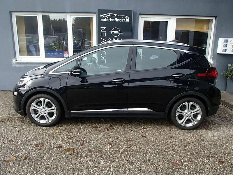 Schwarz Gebraucht 2020 Opel Ampera Ultimate Kleinwagen | € 20.990 - Bild 1/4