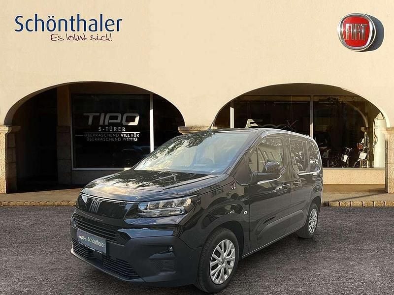 Neu Fiat Doblò S 131 PS (96 kW) 2025 Schwarz Van / Kleinbus