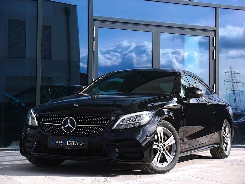 Gebraucht Mercedes C180 AMG 156 PS (114 kW) 2019 Schwarz Coupé