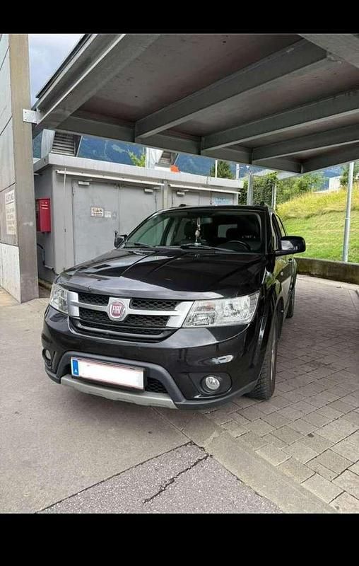 Gebraucht 2014 Fiat Freemont Black Code SUV | € 10.500 (Fairer Preis) - Bild 1/4