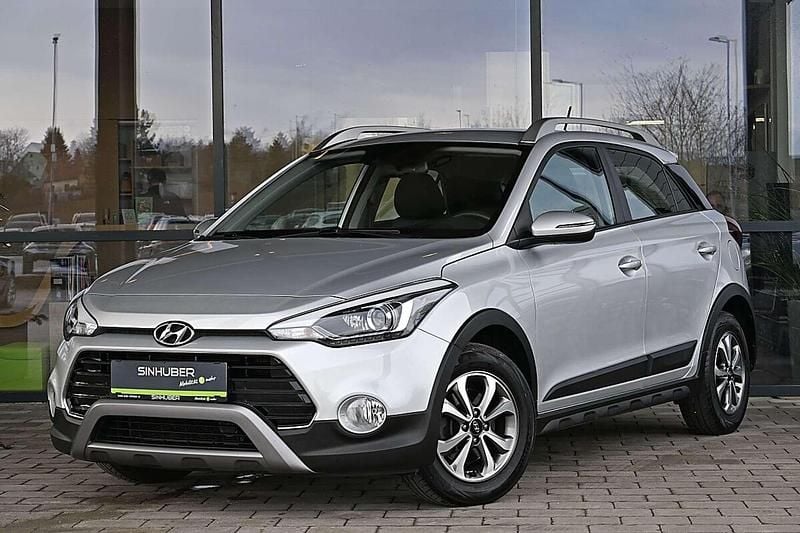 Gebraucht Hyundai i20 Active 101 PS (74 kW) 2018 Grau Limousine