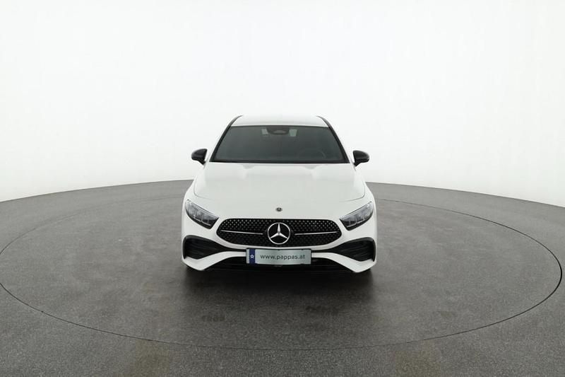 Gebraucht Mercedes A180 Edition 116 PS (85 kW) 2025 Weiß Limousine