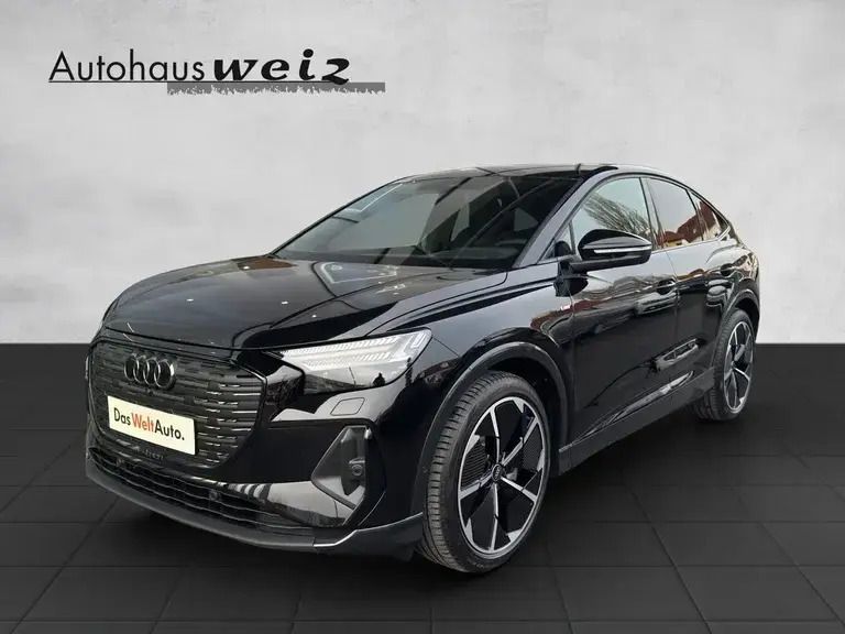 Schwarz metallicperleffektno Gebraucht 2025 Audi Q4 Sportback e-tron Ambiente SUV | € 66.900 - Bild 1/4