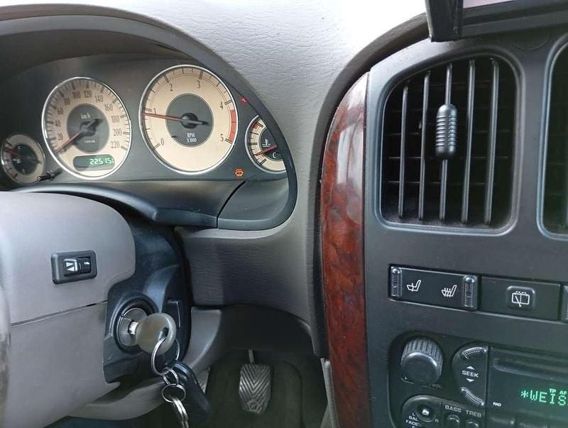 Gebraucht Chrysler Grand Voyager 141 PS (103 kW) 2001 Schwarz Van / Kleinbus