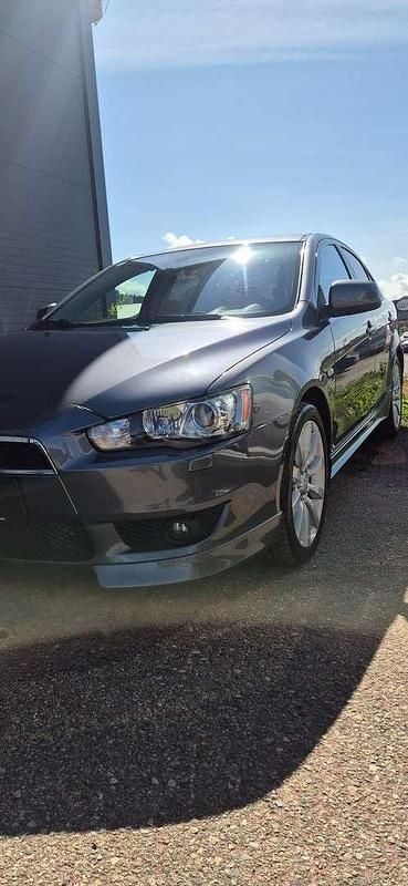 Grau Gebraucht 2008 Mitsubishi Lancer Instyle Limousine | € 4.999 - Bild 1/4