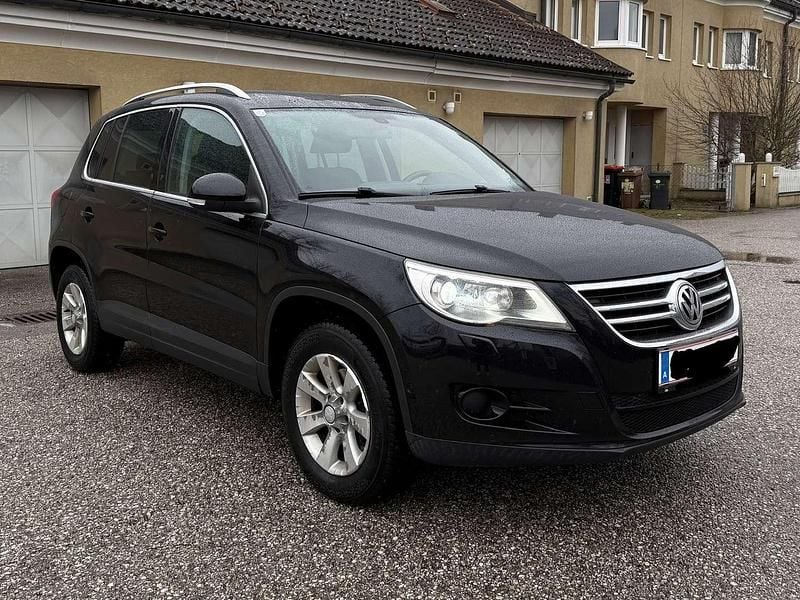Gebraucht VW Tiguan 140 PS (102 kW) 2009 Schwarz SUV