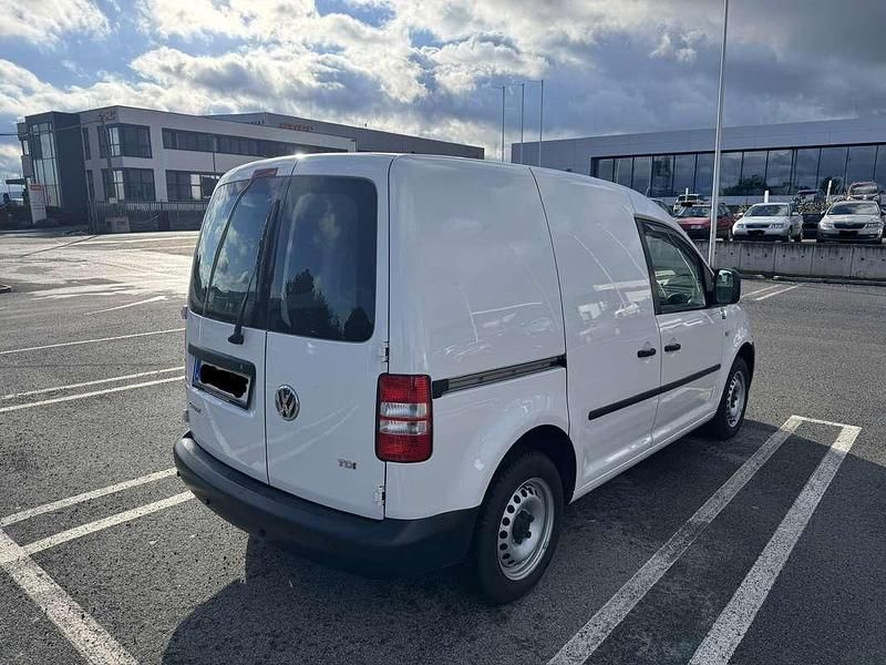 Gebraucht VW Caddy 102 PS (75 kW) 2011 Weiß Van / Kleinbus
