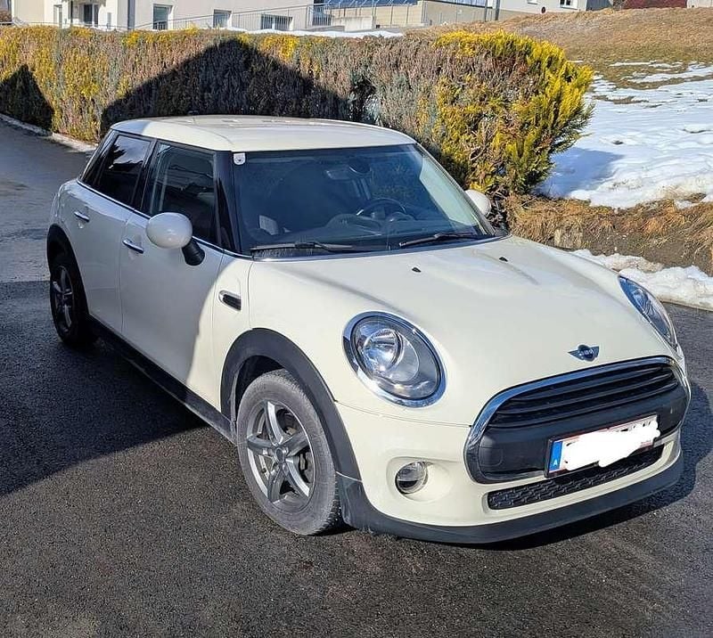 Weiß Gebraucht 2016 Mini ONE Kleinwagen | € 10.500 (Fairer Preis) - Bild 1/4