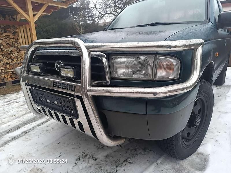 Gebraucht Mazda B Series 77 PS (56 kW) 1999 Grün Abholung