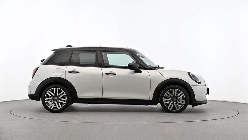 Gebraucht Mini Cooper 114 kW (156 PS) 2025 Weiß Kleinwagen