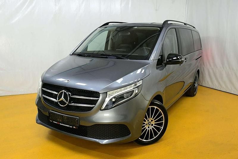 Grau Gebraucht 2020 Mercedes V250 Van / Kleinbus | € 51.990 (Guter Preis) - Bild 1/4