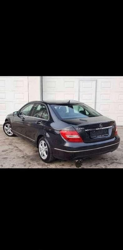 Gebraucht Mercedes 200 136 PS (100 kW) 2013