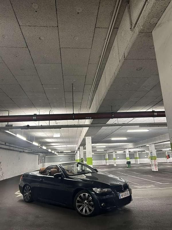 Grün Gebraucht 2008 BMW 325 Cabriolet M Performance Cabrio | € 11.500 (Guter Preis) - Bild 1/4