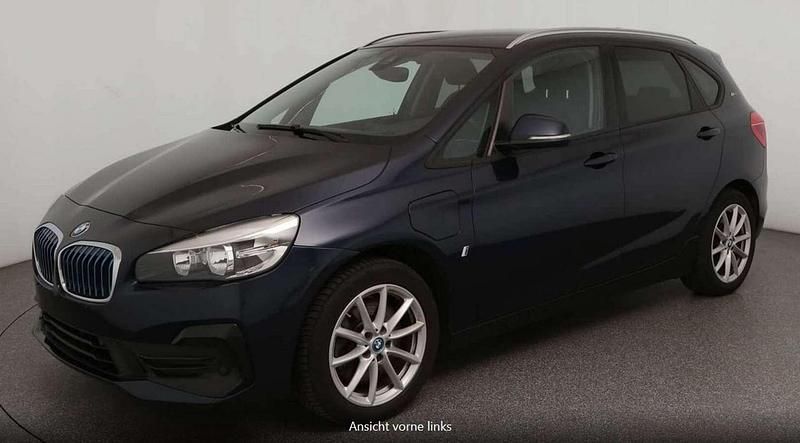 Blau Gebraucht 2019 BMW 225 Advantage Kombi | € 14.990 - Bild 1/4