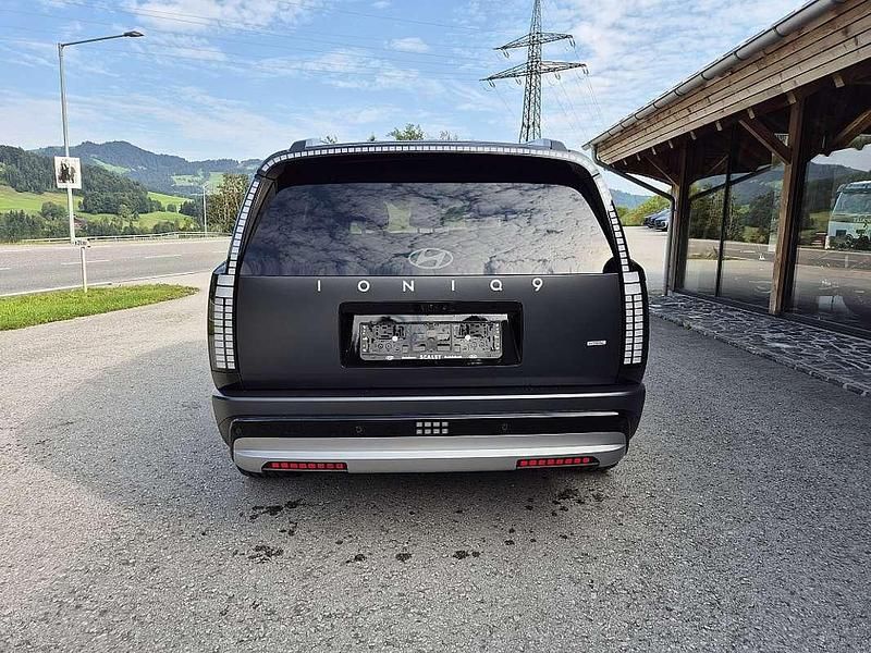 Neu Hyundai Ioniq 9 225 kW (307 PS) 2025 Grau SUV