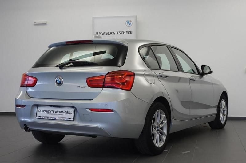 Gebraucht BMW 116 Advantage 109 PS (80 kW) 2018 Silber Kleinwagen