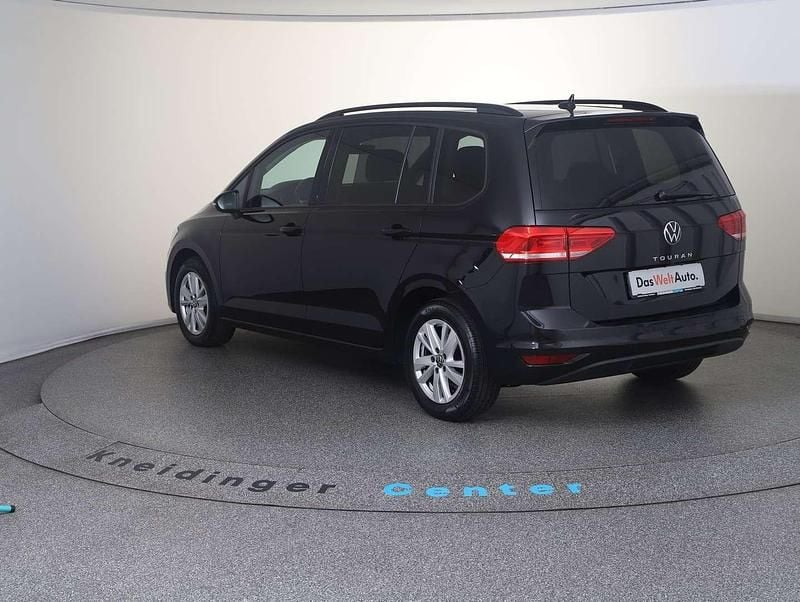 Gebraucht VW Touran Comfortline 150 PS (110 kW) 2023 Schwarz  metallicperleffektno Van / Kleinbus