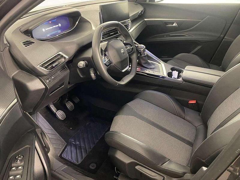 Gebraucht Peugeot 3008 Allure 131 PS (96 kW) 2024 Grau SUV