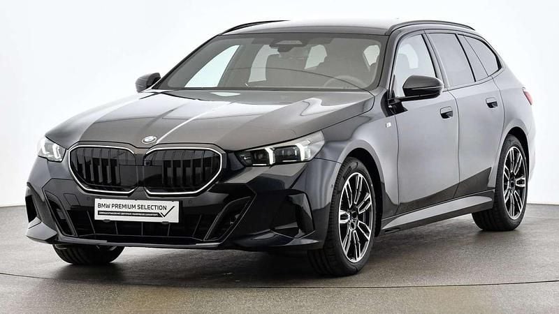 Gebraucht BMW 520 Advantage 197 PS (144 kW) 2025 Schwarz Kombi