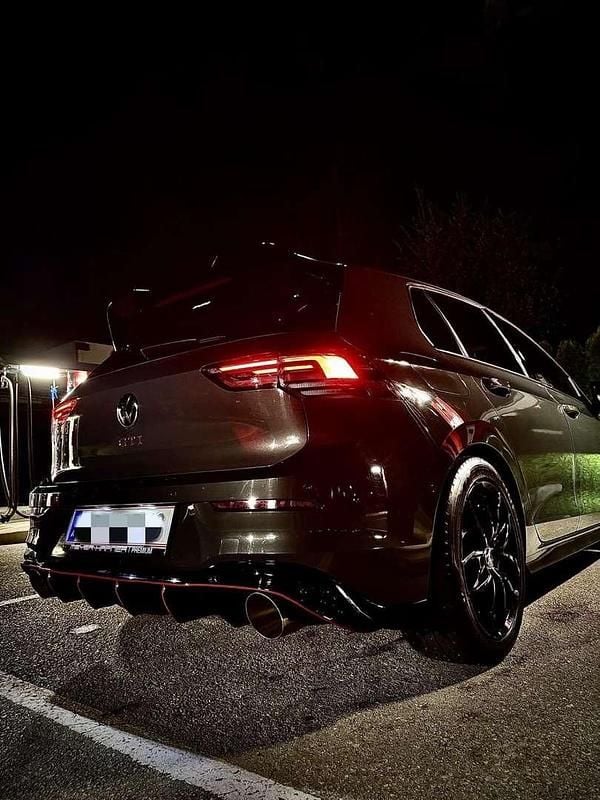 Grau Gebraucht 2022 VW Golf VIII GTI Limousine | € 25.000 (Superpreis) - Bild 1/4