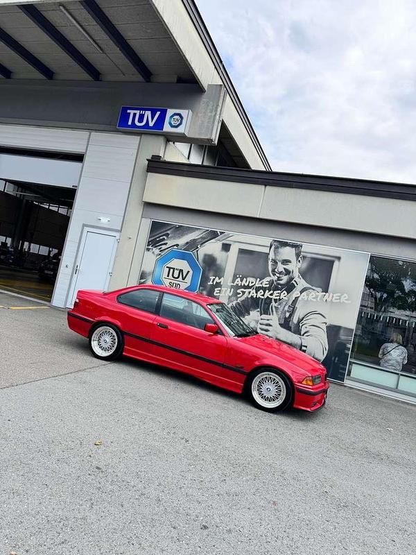 Gebraucht BMW 320 Sport Line 150 PS (110 kW) 1998 Coupé