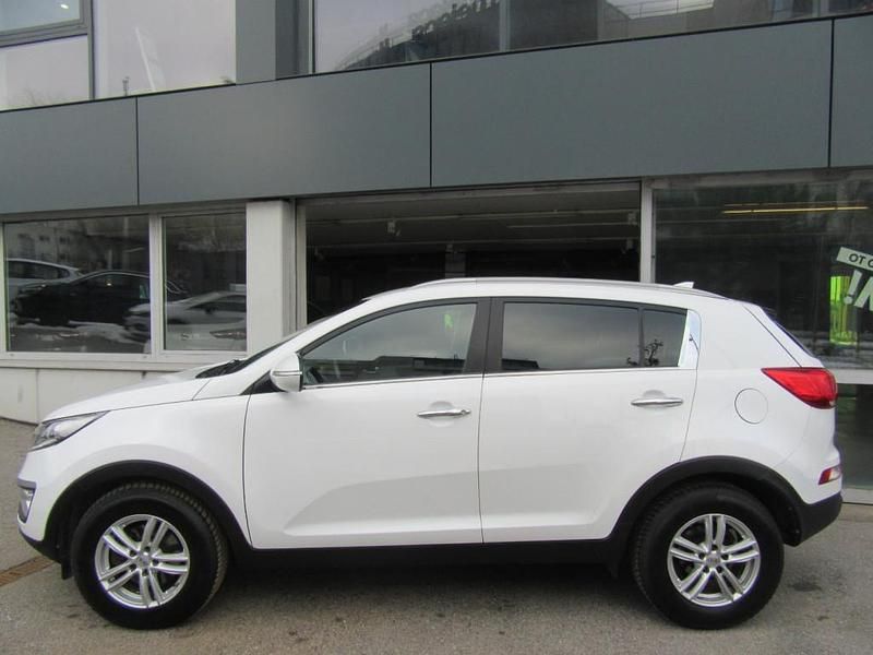 Gebraucht Kia Sportage 135 PS (99 kW) 2015 Deluxeweiss met. SUV
