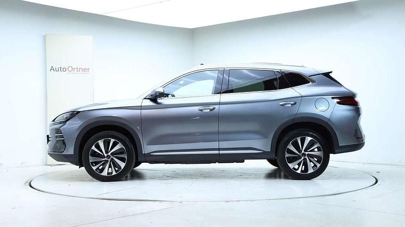 Neu BYD Seal U Boost 218 PS (160 kW) 2025 Grau SUV