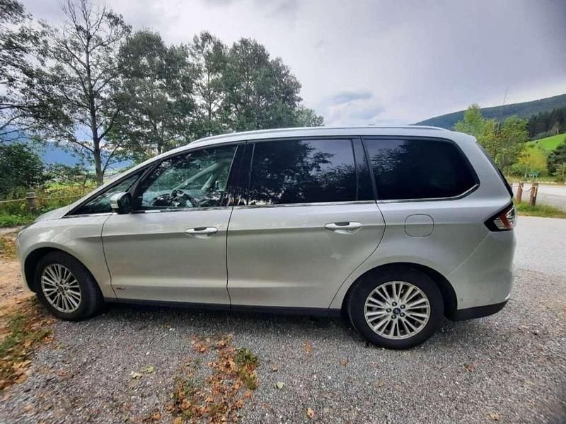 Gebraucht Ford Galaxy Titanium 179 PS (131 kW) 2017 Silber Van / Kleinbus