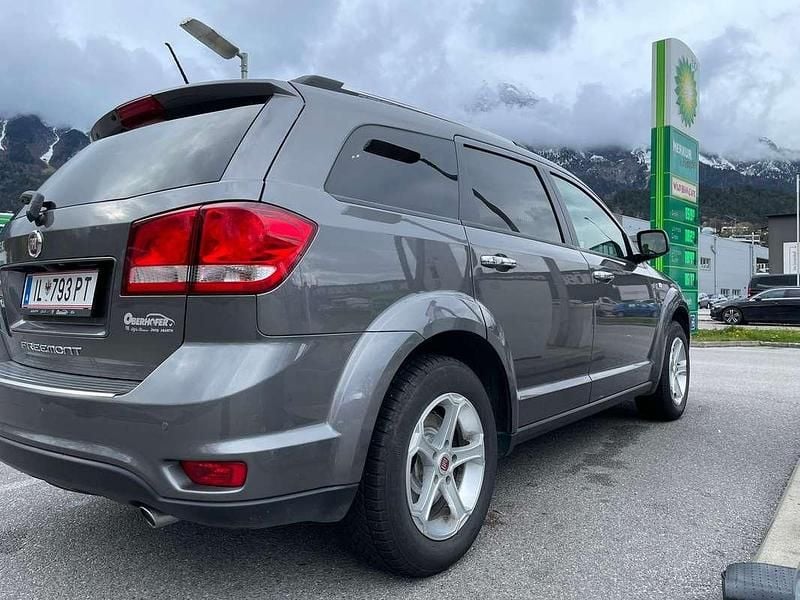 Gebraucht Fiat Freemont Urban 170 PS (125 kW) 2013 SUV