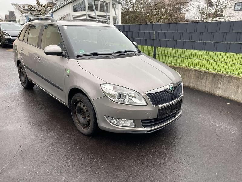 Gebraucht 2012 Skoda Fabia GreenLine Kombi | € 2.400 - Bild 1/4