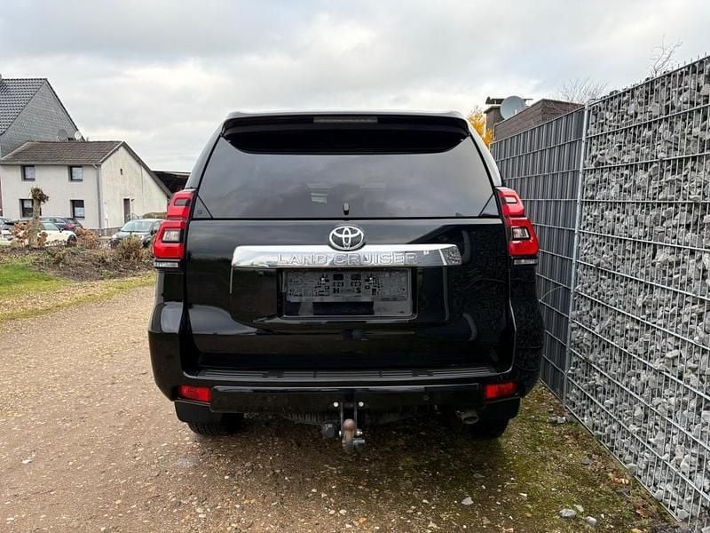 Gebraucht Toyota Land Cruiser 204 PS (150 kW) 2022 SUV