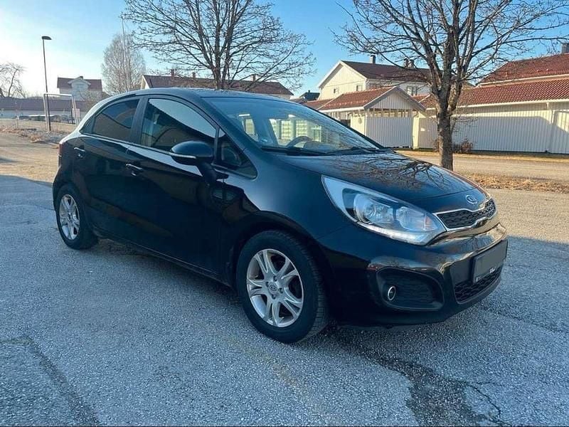 Gebraucht Kia Rio 86 PS (63 kW) 2012 Limousine