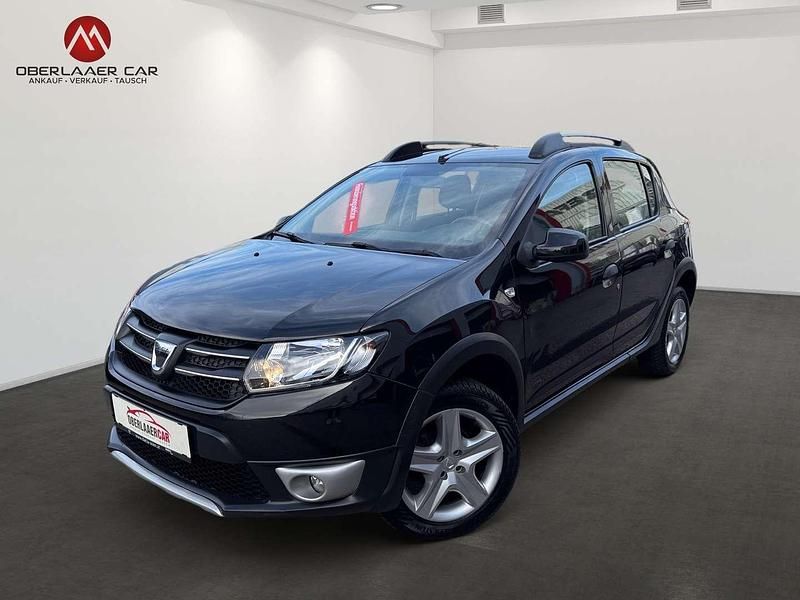 Schwarz Gebraucht 2016 Dacia Sandero Prestige Kleinwagen | € 7.890 (Fairer Preis) - Bild 1/4