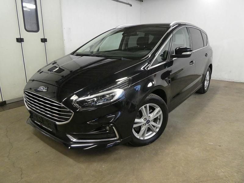Gebraucht Ford S-MAX Titanium 190 PS (139 kW) 2020 Schwarz Van / Kleinbus