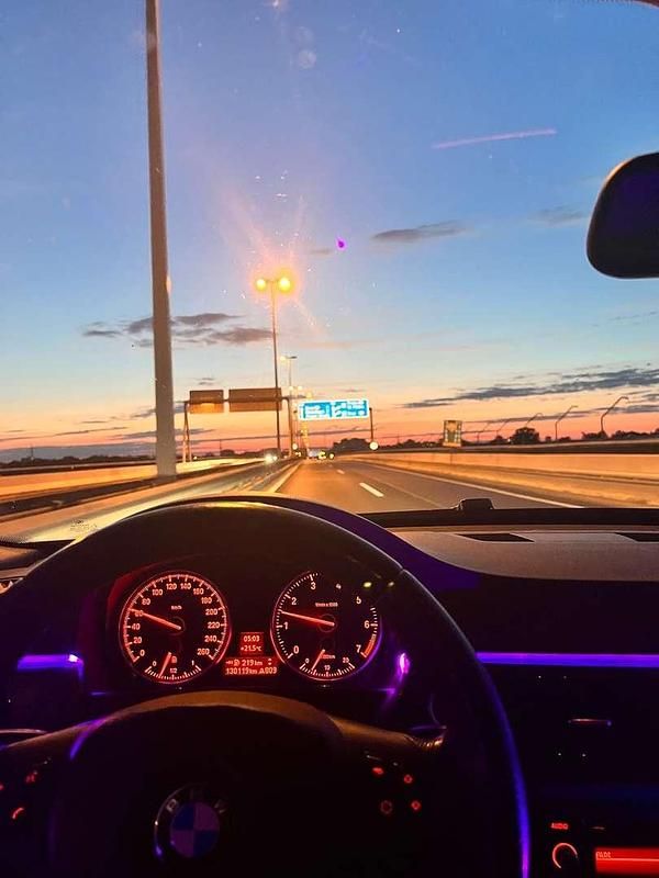 Gebraucht BMW 318 129 PS (94 kW) 2008 Silber Limousine