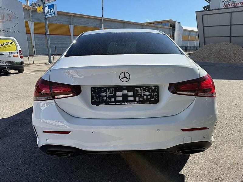 Gebraucht Mercedes A250 AMG 160 PS (117 kW) 2021 Weiß Limousine
