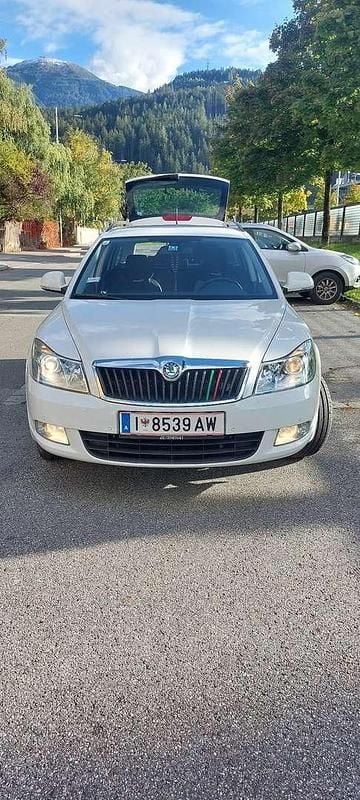 Gebraucht Skoda Octavia Active 105 PS (77 kW) 2013 Kombi