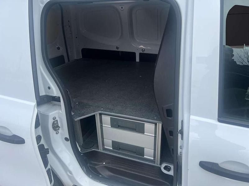 Gebraucht Renault Kangoo Basis 116 PS (85 kW) 2023 Weiß Van / Kleinbus