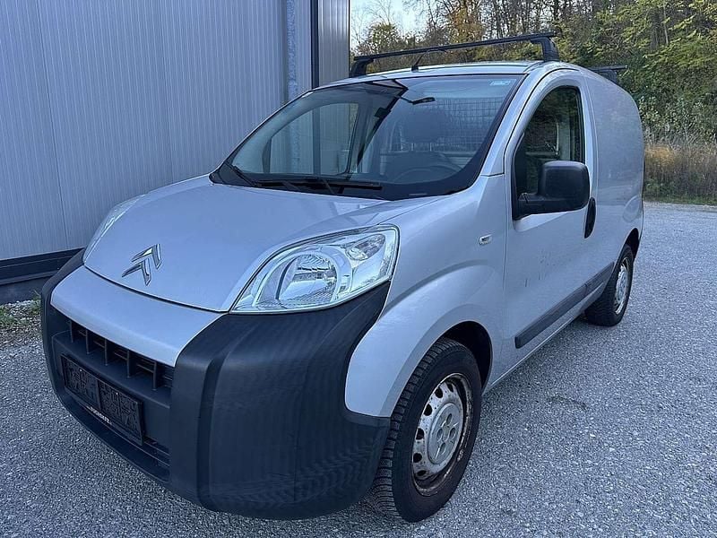 Grau Gebraucht 2015 Citroën Nemo Van / Kleinbus | € 7.790 - Bild 1/4