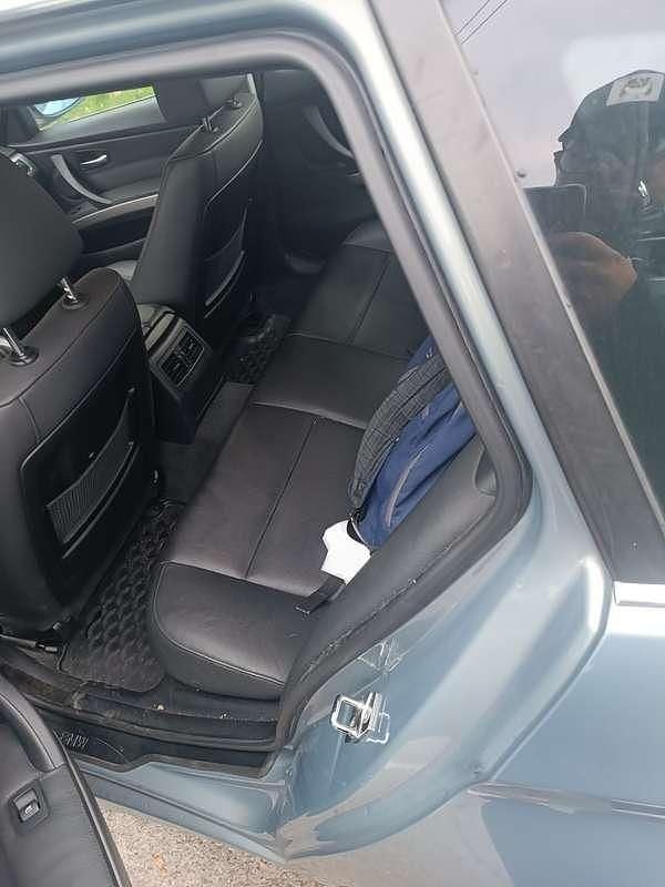 Gebraucht BMW 325 218 PS (160 kW) 2006 Grau Kombi