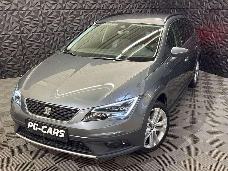 Grau Gebraucht 2016 Seat Leon X-Perience 4Drive Kombi | € 13.990 - Bild 1/4