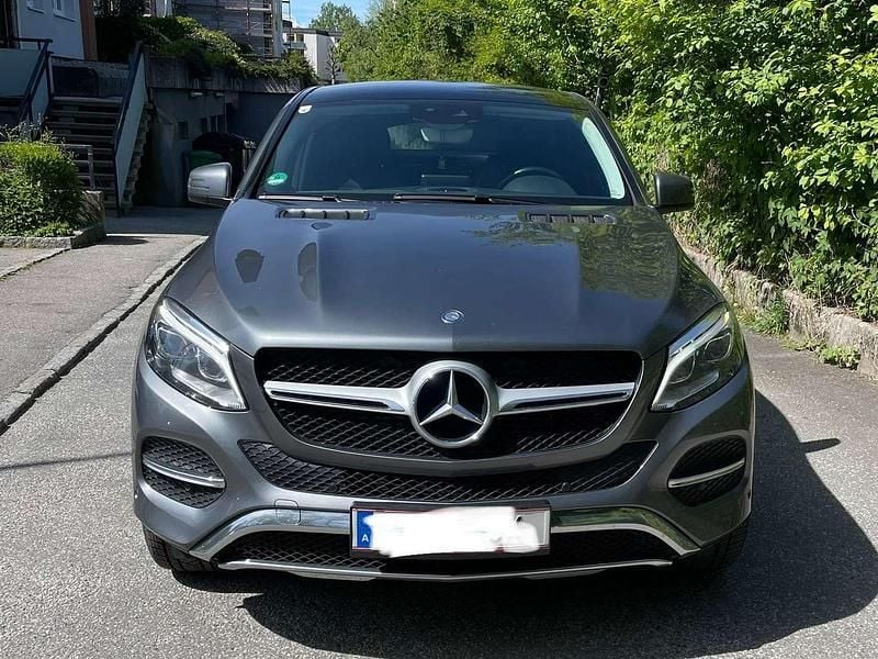 Grau Gebraucht 2017 Mercedes GLE350 Coupé | € 45.000 (Fairer Preis) - Bild 1/4