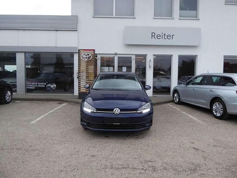 Gebraucht VW Golf VII 116 PS (85 kW) 2019 Blau Limousine