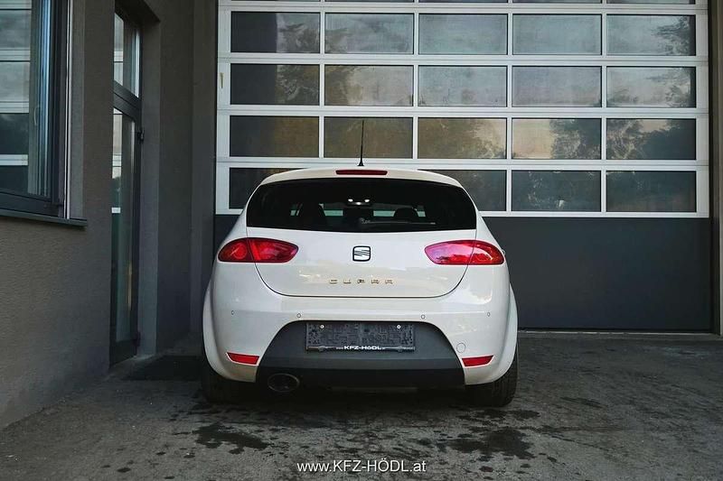 Gebraucht Seat Leon CUPRA 241 PS (177 kW) 2009 Weiß Limousine