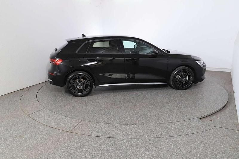 Gebraucht Audi A3 150 PS (110 kW) 2025 Schwarz Limousine