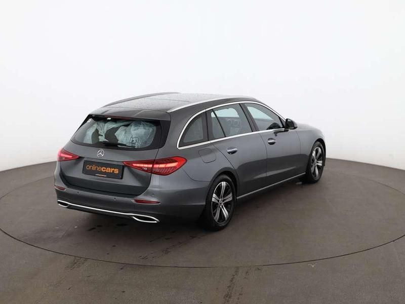 Gebraucht Mercedes C200 Avantgarde 163 PS (119 kW) 2022 Grau Kombi